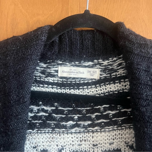 Abercrombie Open Thick Knit Cardigan - Picture 15 of 15